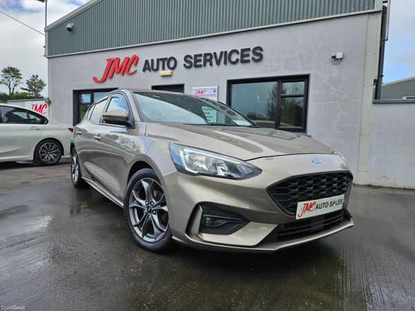 Ford Focus Hatchback, Diesel, 2019, Silver