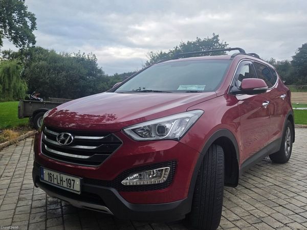 Hyundai Santa Fe SUV, Diesel, 2016, Red