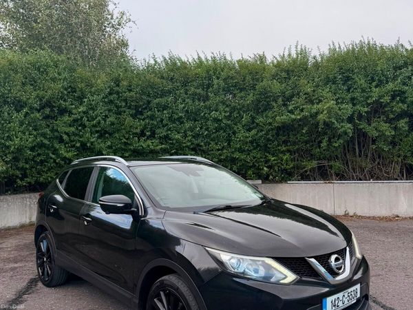 Nissan Qashqai Hatchback, Diesel, 2014, Black