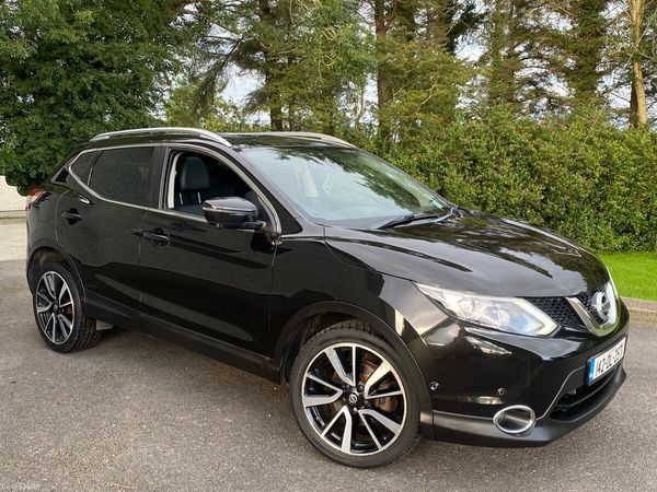 Nissan Qashqai Hatchback, Diesel, 2014, Black