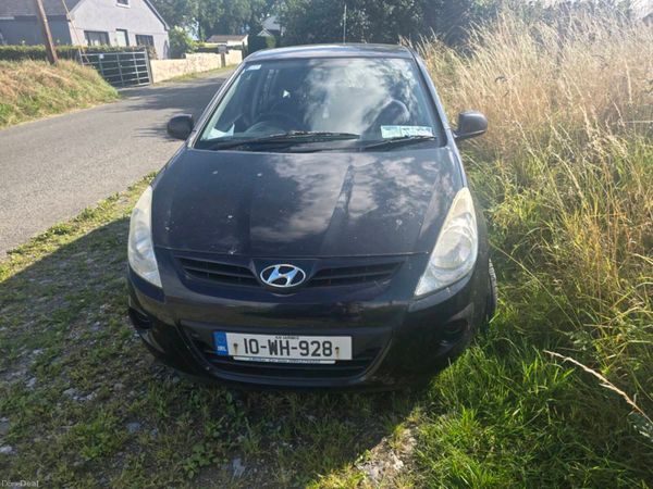 Hyundai i20 Hatchback, Petrol, 2010, Black