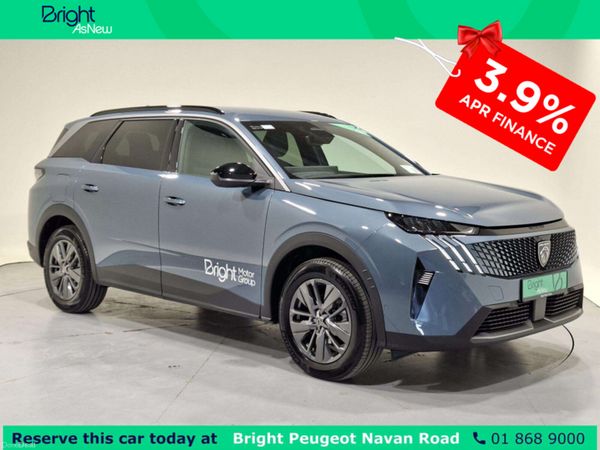 Peugeot 5008 MPV, Petrol, 2026, Blue