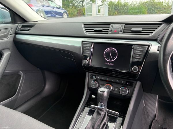 Skoda Superb Hatchback, Diesel, 2017, Grey