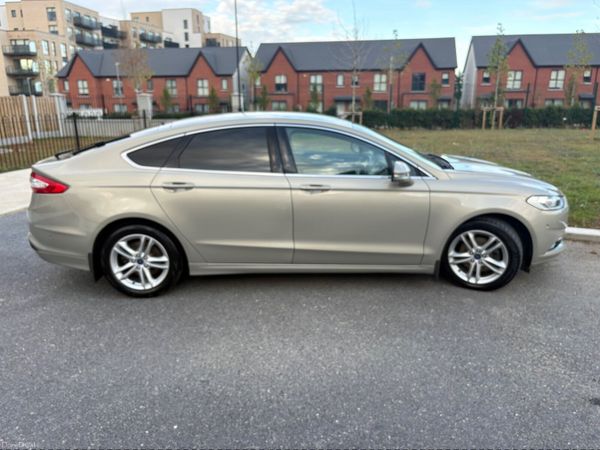 Ford Mondeo Hatchback, Diesel, 2017, Grey