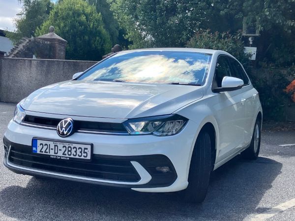 Volkswagen Polo Hatchback, Petrol, 2022, White