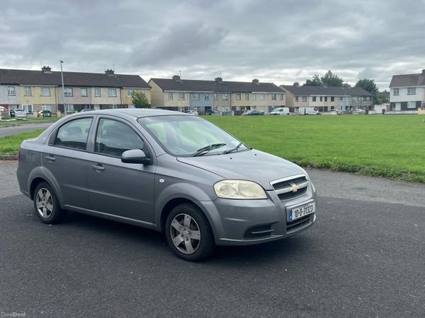 Chevrolet Aveo Saloon, Petrol, 2010, Grey