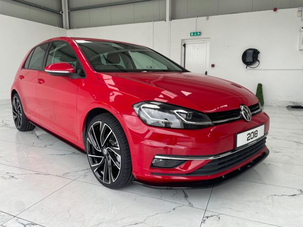 Volkswagen Golf Hatchback, Petrol, 2018, Red