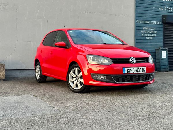 Volkswagen Polo Hatchback, Petrol, 2013, Red