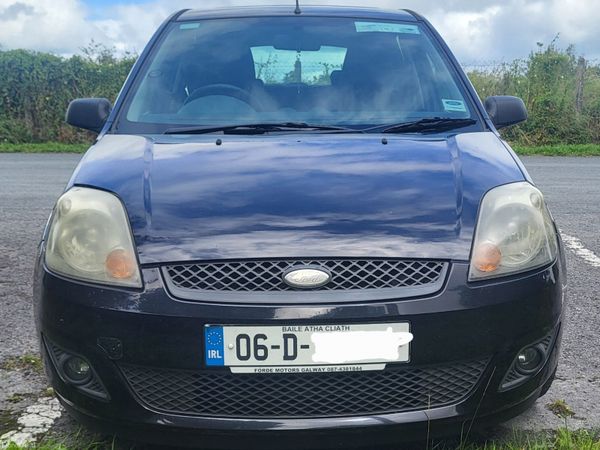 Ford Fiesta Hatchback, Petrol, 2006, Black