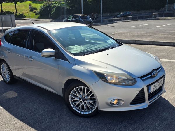 Ford Focus Hatchback, Diesel, 2012, Silver