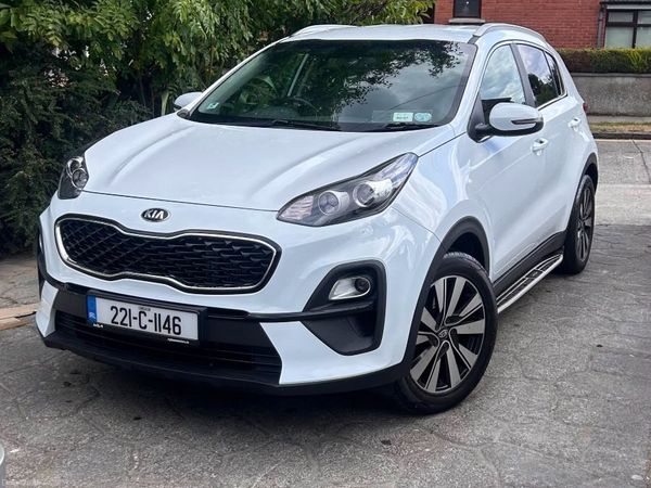 Kia Sportage SUV, Diesel Hybrid, 2022, White
