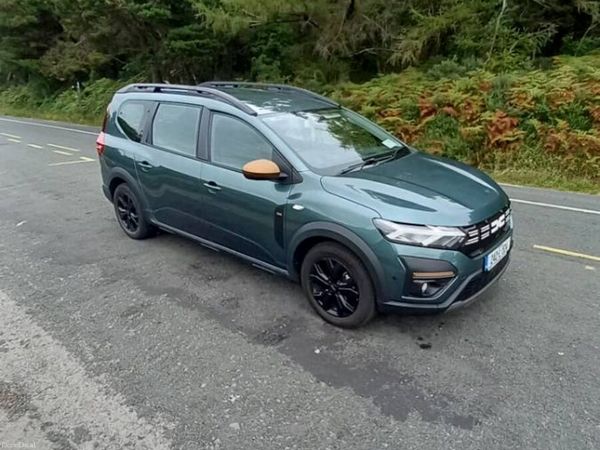 Dacia Jogger MPV, Petrol, 2024, Green
