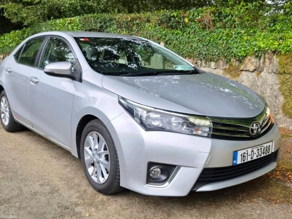 Toyota Corolla Saloon, Diesel, 2016, Silver