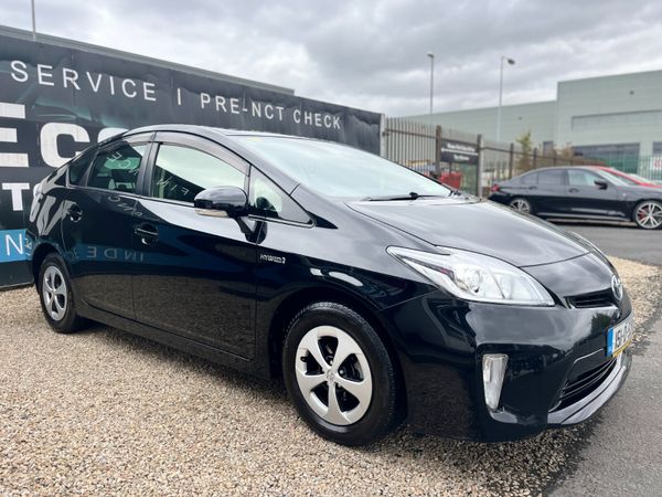 Toyota Prius Hatchback, Petrol Hybrid, 2015, Black