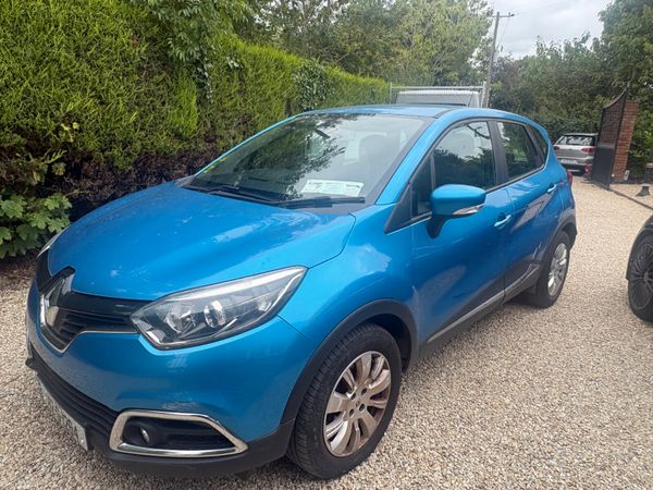 Renault Captur Hatchback, Diesel, 2014, Blue