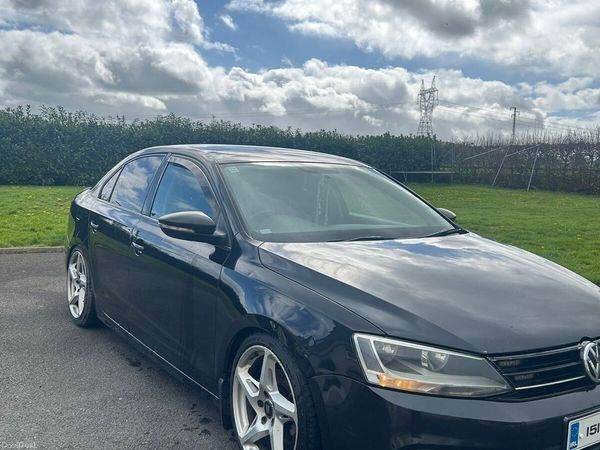 Volkswagen Jetta Saloon, Diesel, 2015, Black