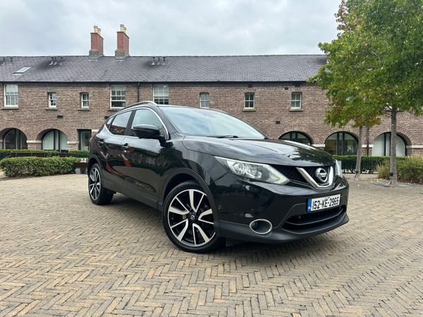 Nissan Qashqai Hatchback, Diesel, 2015, Black