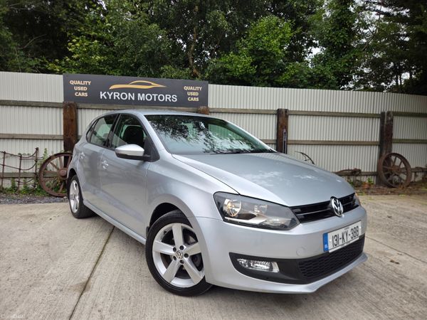 Volkswagen Polo Hatchback, Petrol, 2013, Silver