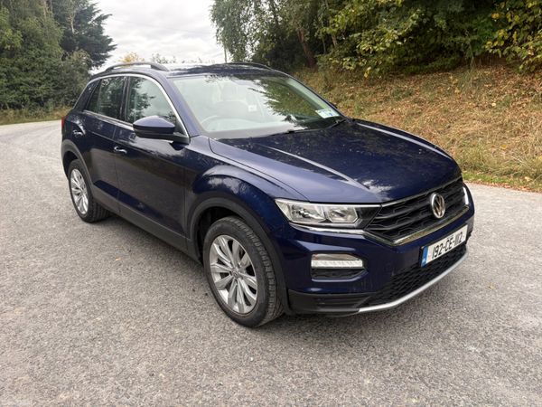 Volkswagen T-Roc SUV, Diesel, 2019, Blue