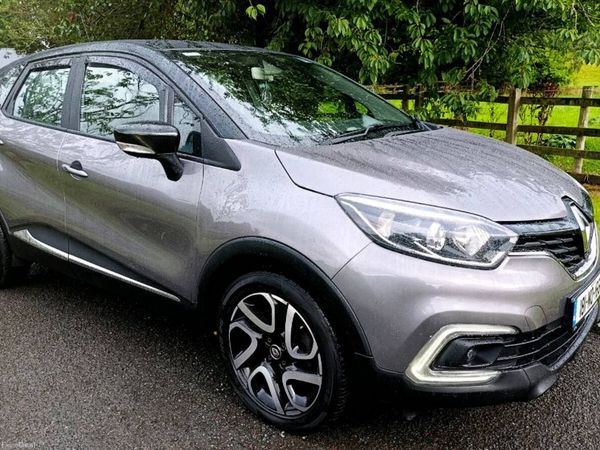 Renault Captur Hatchback, Diesel, 2018, Grey