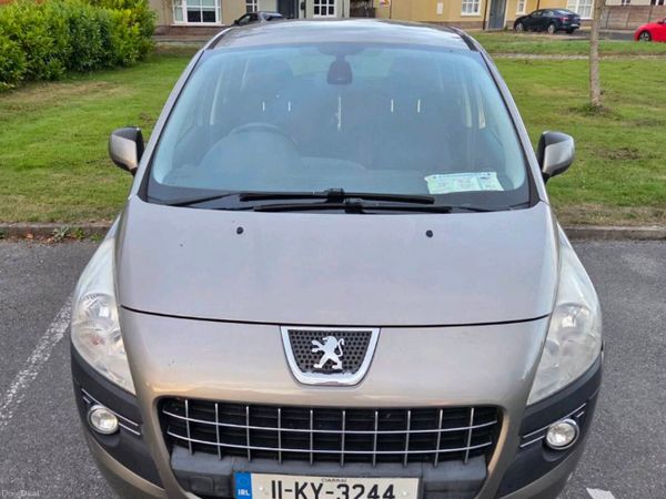 Peugeot 3008 MPV, Diesel, 2011, Grey