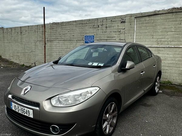 Renault Fluence Saloon, Diesel, 2010, Gold
