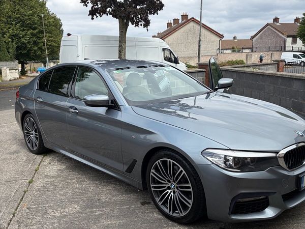BMW 5-Series Saloon, Diesel, 2018, Blue