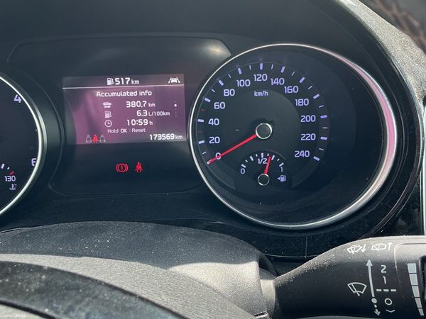Kia Ceed Hatchback, Diesel, 2021, Blue