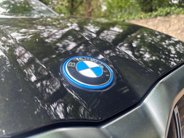 BMW 5-Series Saloon, Petrol Plug-in Hybrid, 2024, Black