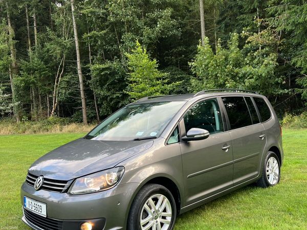 Volkswagen Touran MPV, Diesel, 2011, Grey