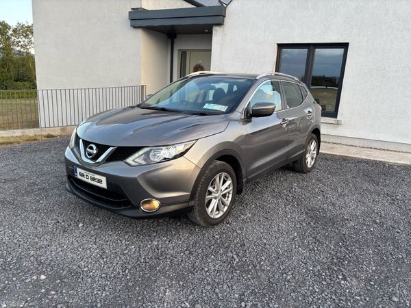 Nissan Qashqai Hatchback, Diesel, 2016, Grey