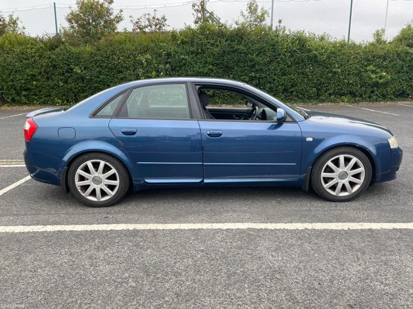 Audi A4 Saloon, Petrol, 2004, Blue