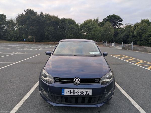 Volkswagen Polo Hatchback, Petrol, 2014, Black