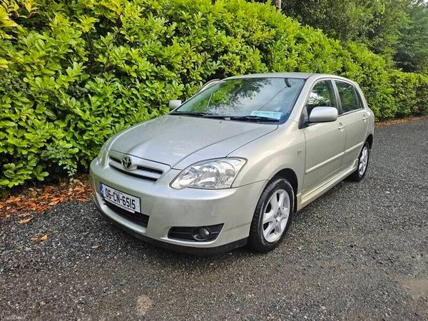 Toyota Corolla Hatchback, Petrol, 2006, Silver