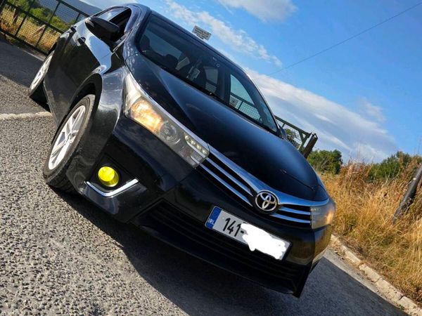 Toyota Corolla Saloon, Diesel, 2014, Black