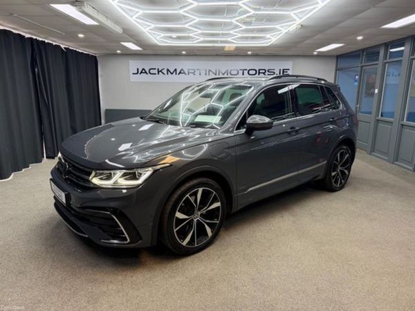 Volkswagen Tiguan SUV, Petrol Plug-in Hybrid, 2023, Grey