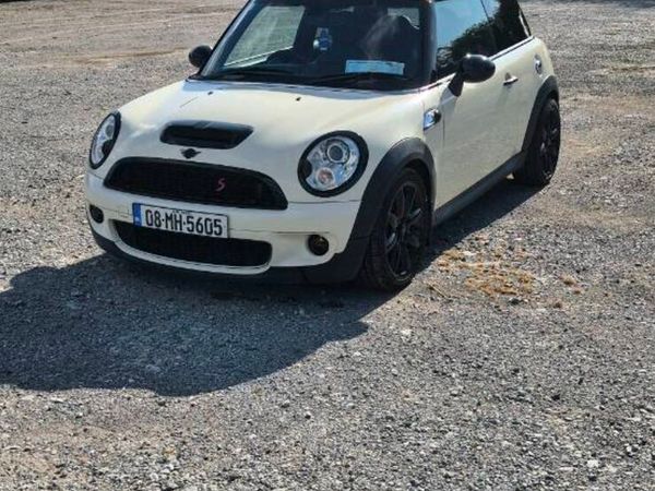 Mini Cooper Hatchback, Petrol, 2008, White