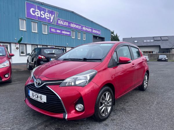 Toyota Yaris Hatchback, Petrol, 2016, Red