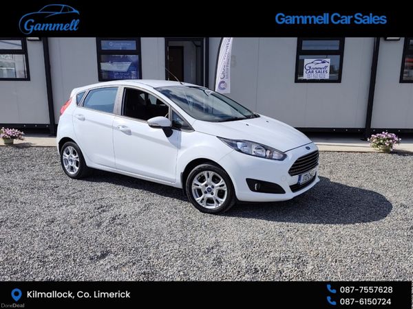 Ford Fiesta Hatchback, Petrol, 2017, White