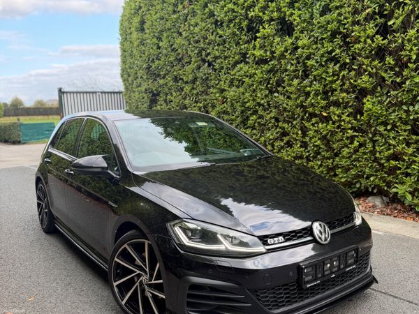 Volkswagen Golf Hatchback, Diesel, 2018, Black