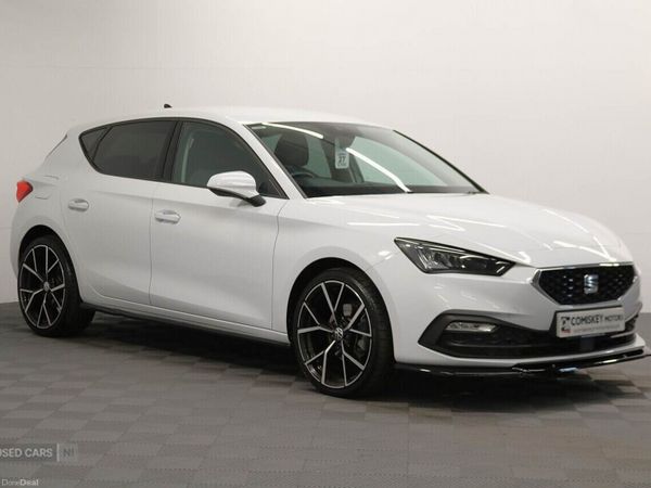 SEAT Leon Hatchback, Petrol, 2023, White
