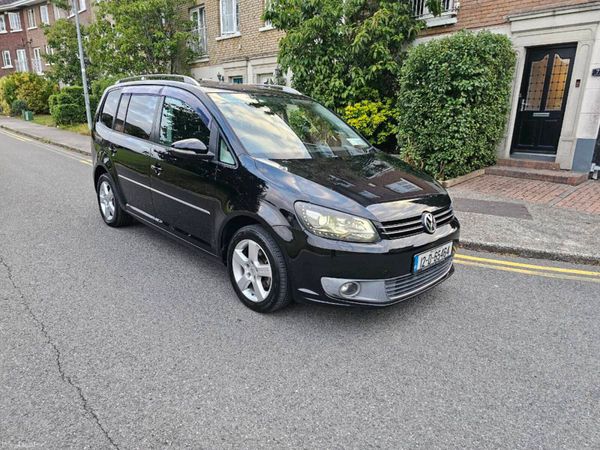 Volkswagen Touran MPV, Petrol, 2012, Black