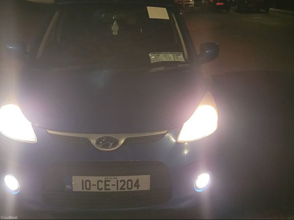 Hyundai i10 Hatchback, Petrol, 2010, Blue