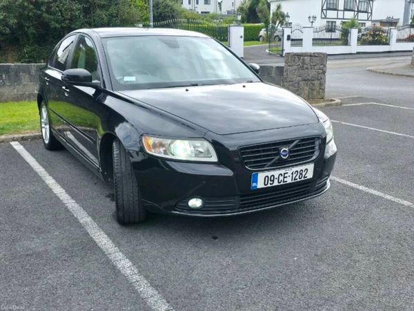 Volvo S40 Saloon, Ethanol Petrol, 2009, Black