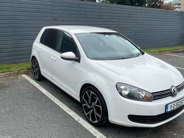 Volkswagen Golf Hatchback, Diesel, 2011, White