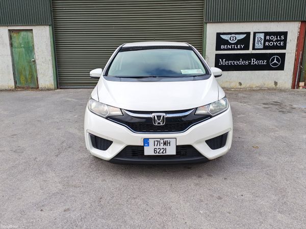 Honda Fit Hatchback, Petrol Hybrid, 2017, White