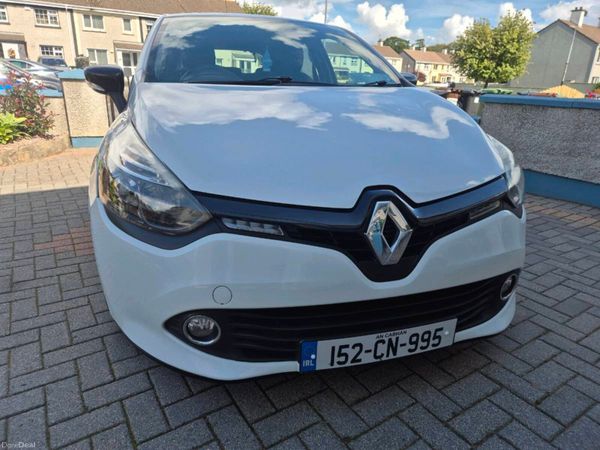 Renault Clio Hatchback, Diesel, 2015, White