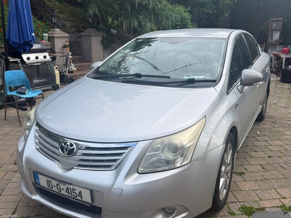 Toyota Avensis Saloon, Diesel, 2010, Silver