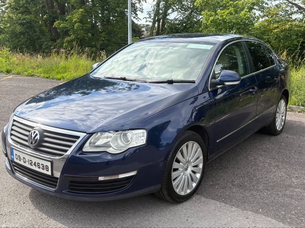 Volkswagen Passat Saloon, Diesel, 2009, Navy