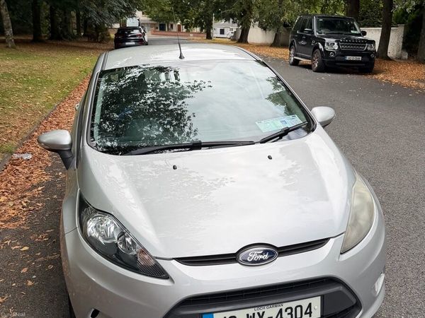 Ford Fiesta Hatchback, Diesel, 2012, Silver